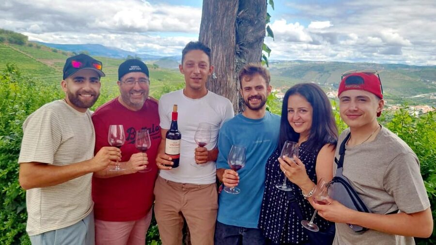 Porto: Douro Valley Vineyards Tour with Lunch & River Cruise - The second vineyard stop: learning how Port gets made