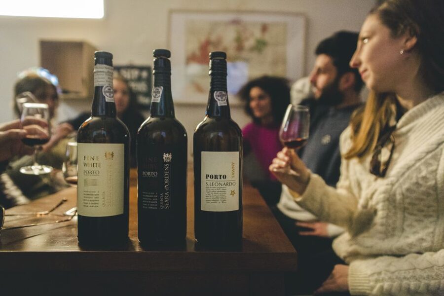Porto: Evening Local Food Crawl with Drink Pairings - The family-business stops and why they make the evening feel more personal