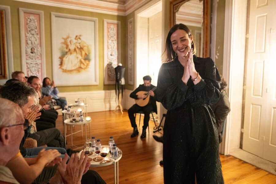 Porto: Fado Concert in Porto's Most Beautiful House - What happens during the 60 minutes of Fado