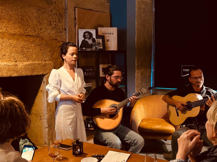 Porto: Fado Live Music, Wine & Cultural Introduction - Entering Clube Real do Fado, where acoustic listening is the point