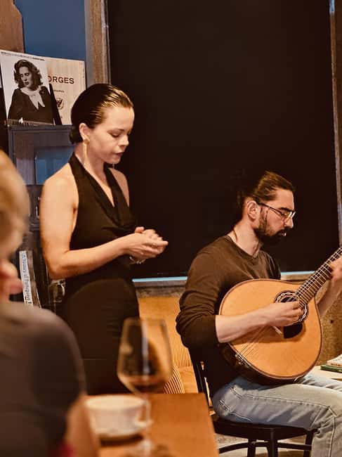 Porto: Fado Live Music, Wine & Cultural Introduction - Where it is, and how to plan your timing