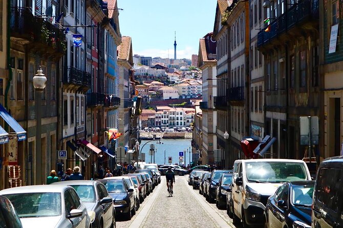 Porto Food Tour of 8 Tastings: Custard Tart, Bifana & Hidden Gems - Should you book it?