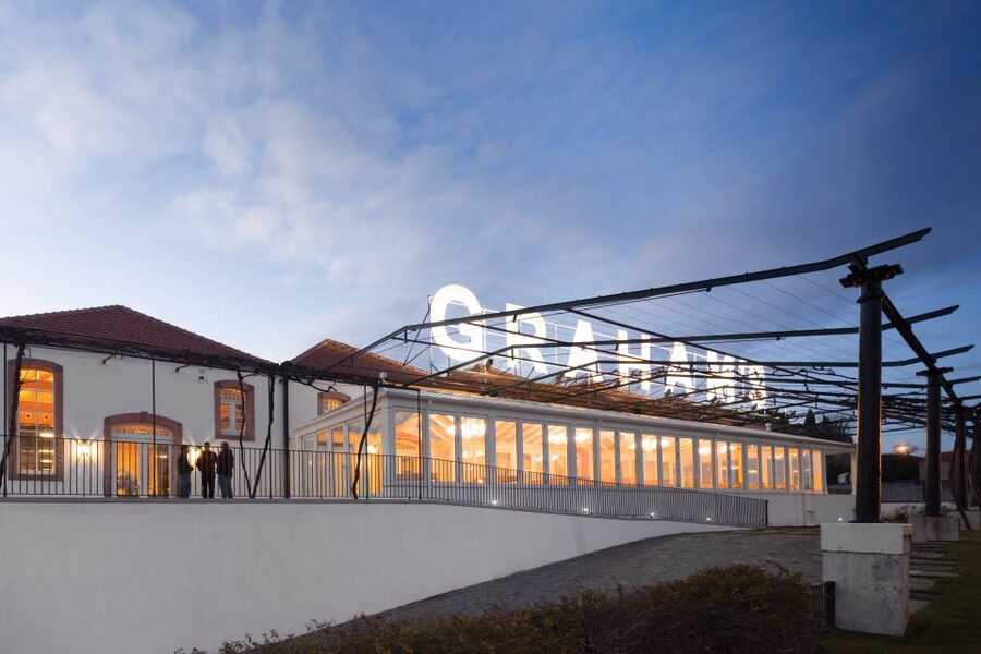 Porto: Graham's Port Lodge Tour & Vintage Room Wine Tasting - Key things I’d circle on your Porto plan