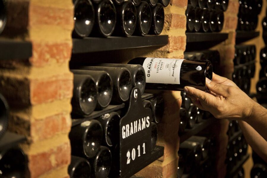 Porto: Graham's Port Lodge Tour with Premium Wine Tastings - Your premium tasting: three Ports and three pairings