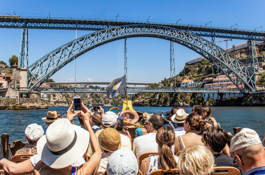 Porto: Guided Tour by Tuk-Tuk & Optional Douro River Cruise - Stock Market Palace, Miragaia, and Why the Ending Location Matters