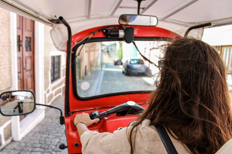 Porto: Guided Tour by Tuk-Tuk & Optional Douro River Cruise - Ticket Timing, Rain Plans, and Getting Your Day to Fit