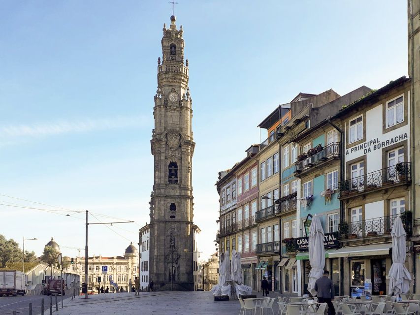 Porto: Guided Tour by Tuk-Tuk & Optional Douro River Cruise - Comfort and What to Expect on the Ride