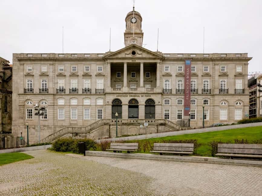 Porto: Guided Tuk Tuk Tour - Palacio da Bolsa and Alfândega passes: Porto the commercial powerhouse