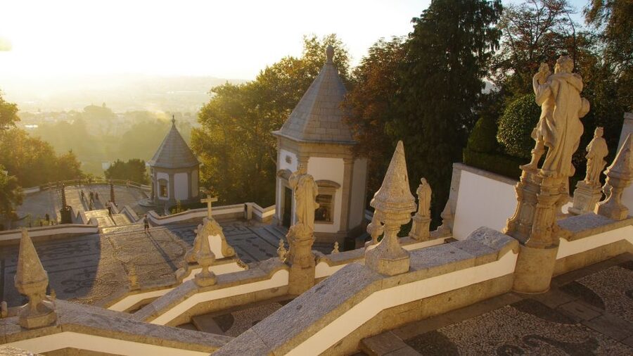 Porto: Guimarães & Braga Tour with Entry Tickets and Lunch - A classic northern Portugal day trip from Porto, without the stress