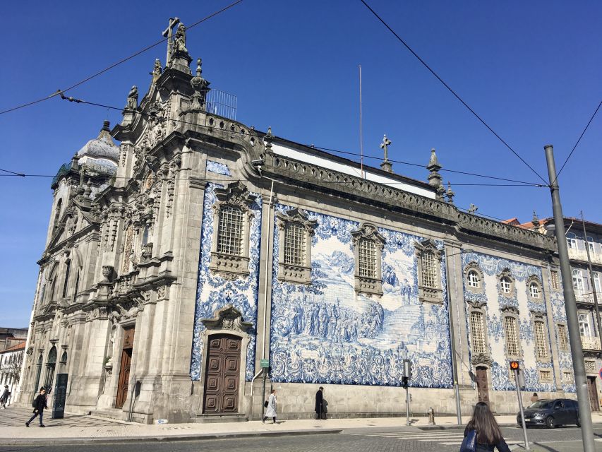 Porto: Highlights & hidden gems Walk - max 10 - The University quarter and Igreja do Carmo: Porto’s “non-tour” texture