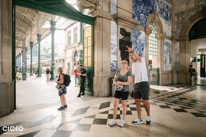 Porto Highlights in 3 Hours E-Bike Tour - Historical, Sightseeing - Jardins do Palácio de Cristal to the Luís I Bridge crossing: green space and a smooth river finish