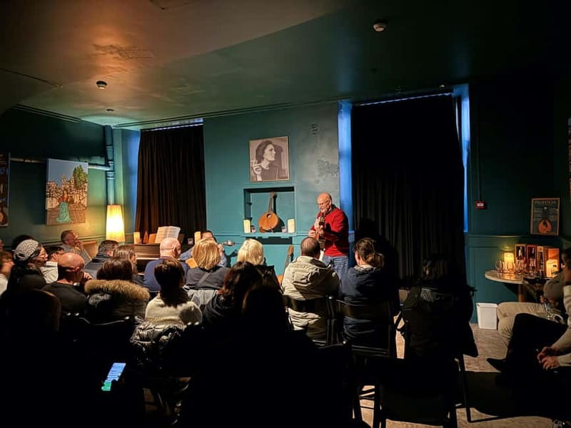 Porto: Intimate Fado Show & Port Wine in Trindade Noble Hall - The storytelling is the secret weapon, even if you do not speak Portuguese