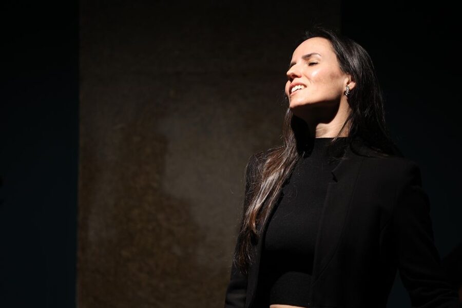 Porto: Intimate Fado Show & Port Wine in Trindade Noble Hall - Who should book this Porto fado and Port wine evening