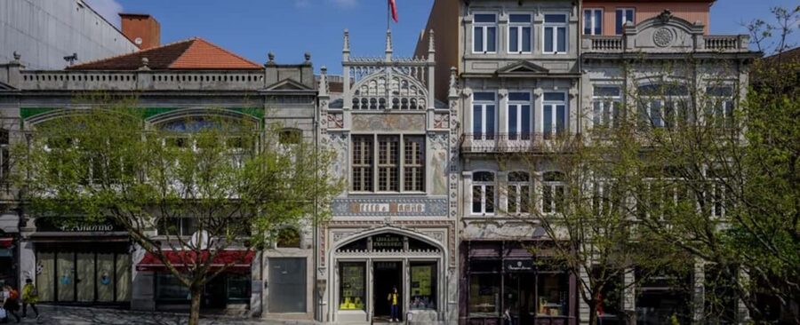 Porto: Livraria Lello Entry Ticket & Foundation Option - Livraria Lello in Porto: neo-Gothic charm you feel in your shoes