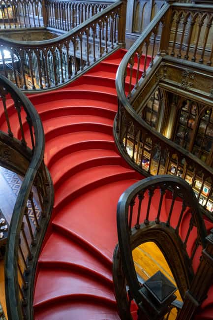 Porto: Livraria Lello Entry Ticket & Foundation Option - Your best plan inside: from entrance to the red staircase