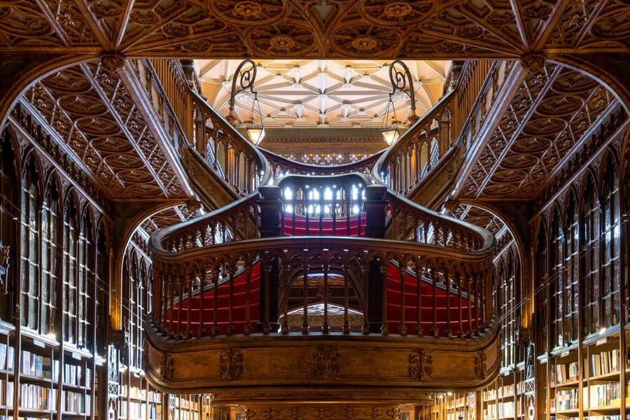 Porto: Livraria Lello Entry Ticket & Foundation Option - Photography, ramp access, and rules that affect comfort