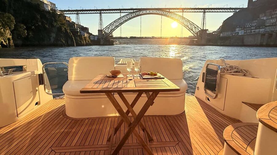 Porto: Luxury 6 Bridges Yacht Cruise with Wine & Snacks - Ponte de São João: your first bridge moment from the water