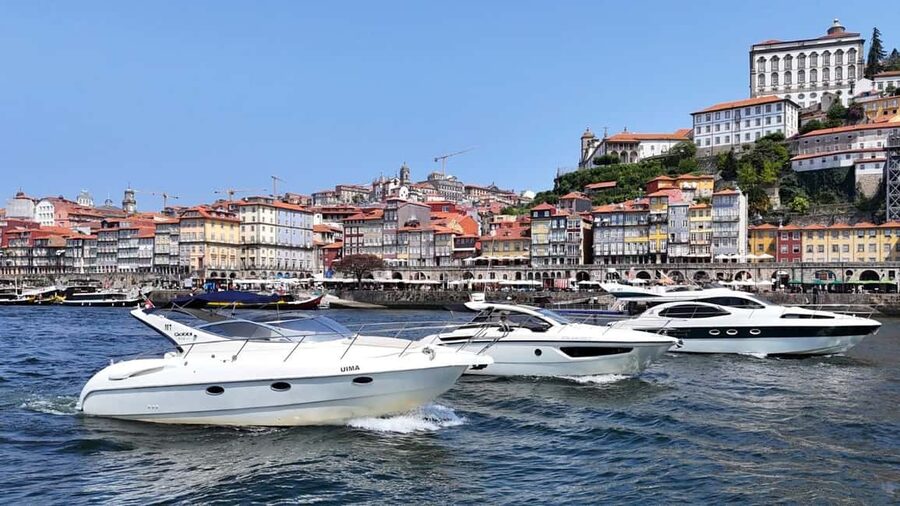 Porto: Luxury 6 Bridges Yacht Cruise with Wine & Snacks - Wine and snacks on board: what’s actually included