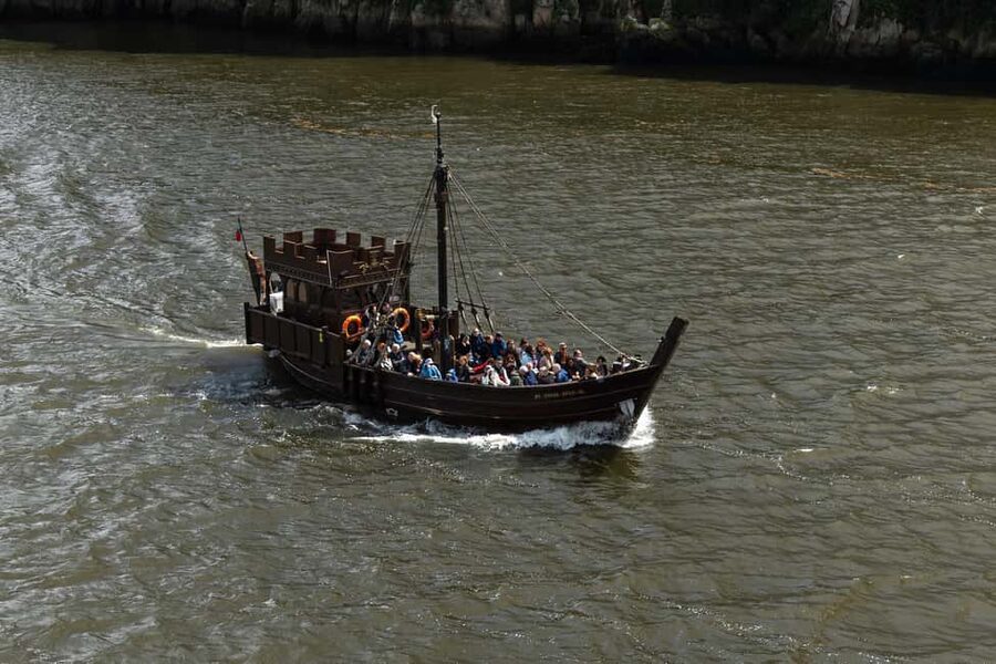 Porto: Pirate Ship Cruise on the Douro River - The 50-minute cruise: what you’ll actually see on the river
