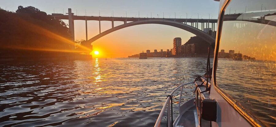 Porto: Private Douro River Cruise – 6 Bridges & Sunset - Key highlights you will care about