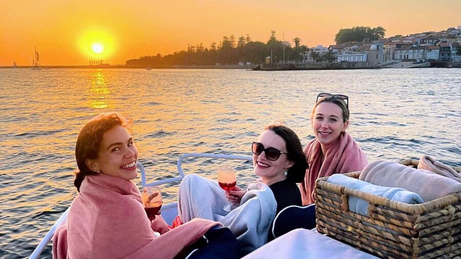 Porto: Private Douro River Cruise – 6 Bridges & Sunset - Price and value: is $82 worth it?