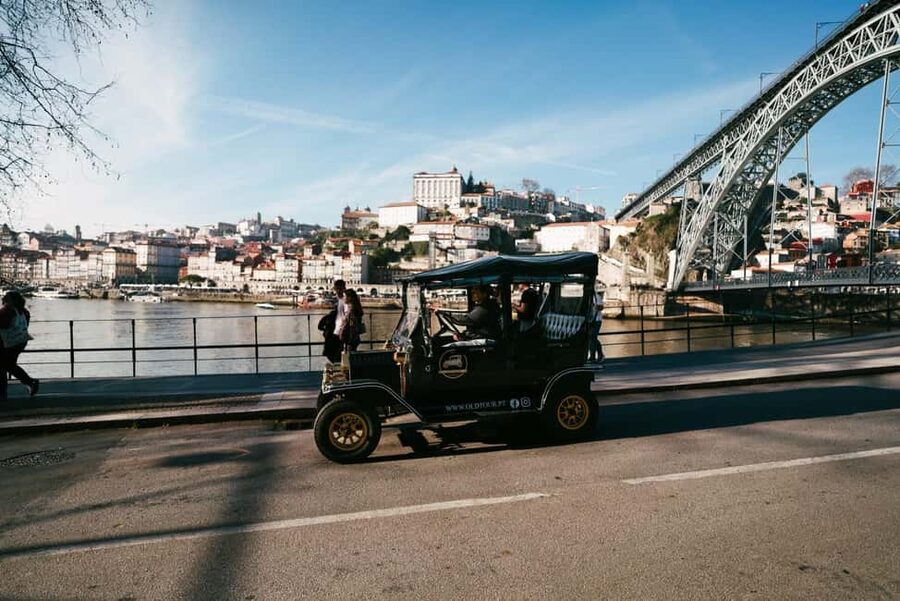 Porto: Private Tour of the Historic City in a Ford T Car - The Eiffel Connection: Ponte Maria Pia and the Riverline Views