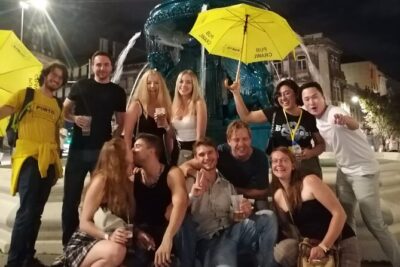 Porto Pubcrawl: 5h,7 Drinks,4 bars &Skip the line Club Entry