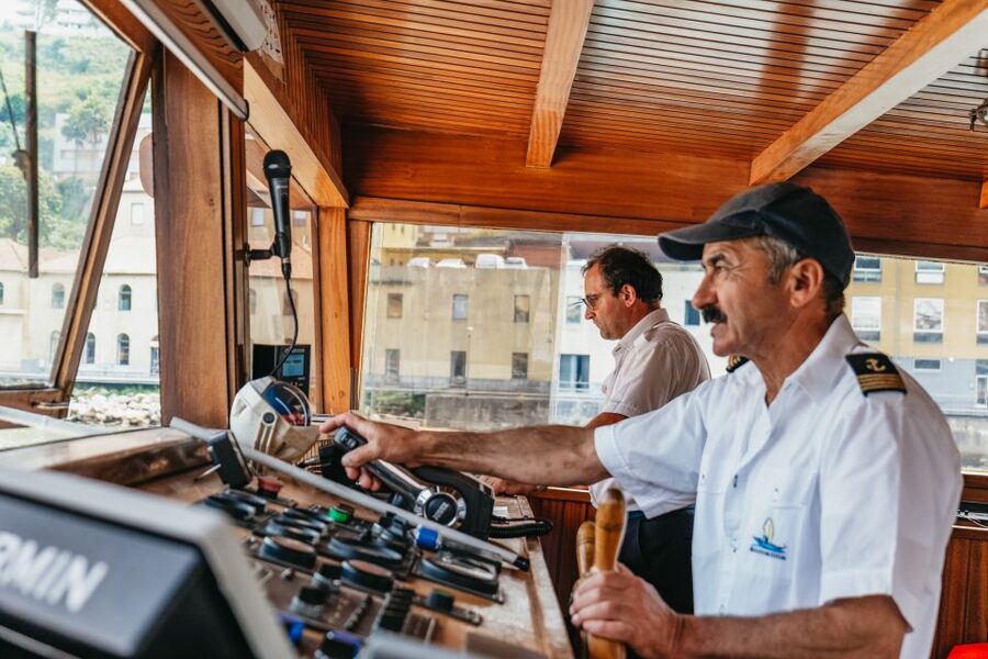 Porto: River Douro 6 Bridges Cruise - Choosing your departure from Porto or Gaia (and beating crowds)