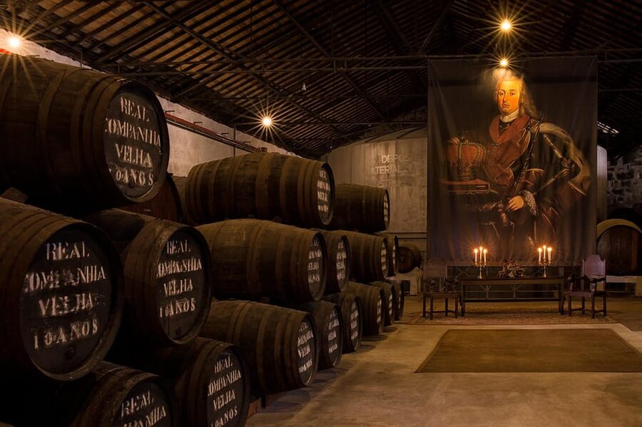 Porto: Royal Oporto Tour na Real Companhia Velha - How Long Is Enough? (And How It Feels in Real Time)