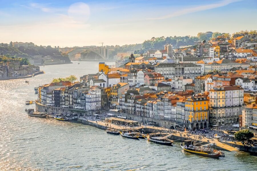 Porto: Six Bridges Cruise - Rabelo Boat Details: Comfortable Views, Real River Motion