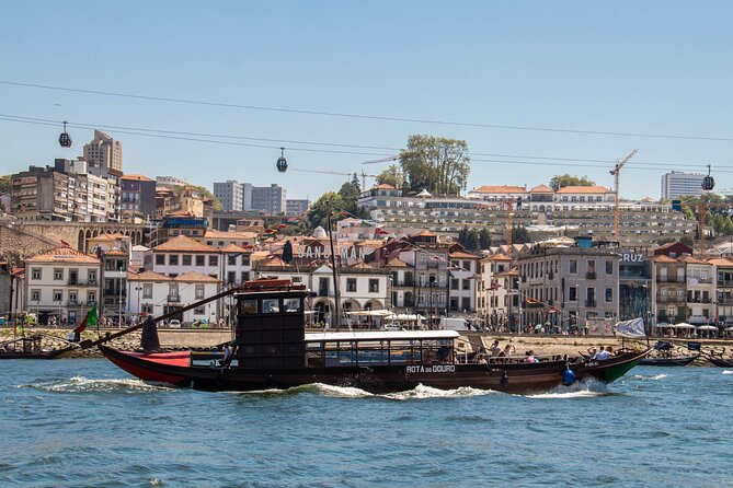 Porto Six Bridges Panoramic Cruise on the Douro River - Open tickets and finding your boat without the stress