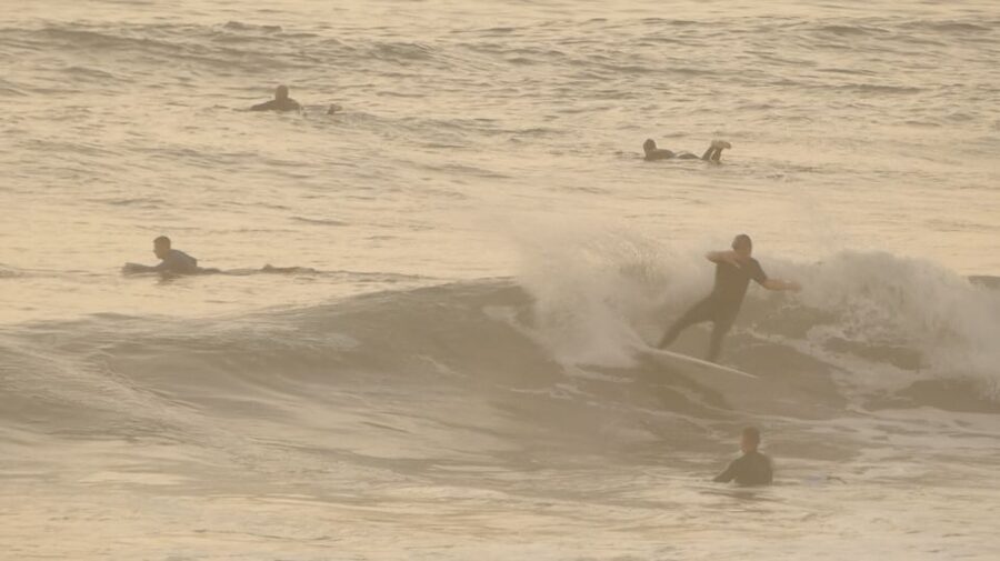 Porto: Small Group Surf Lesson with Transportation - What the small-group size really means on the sand