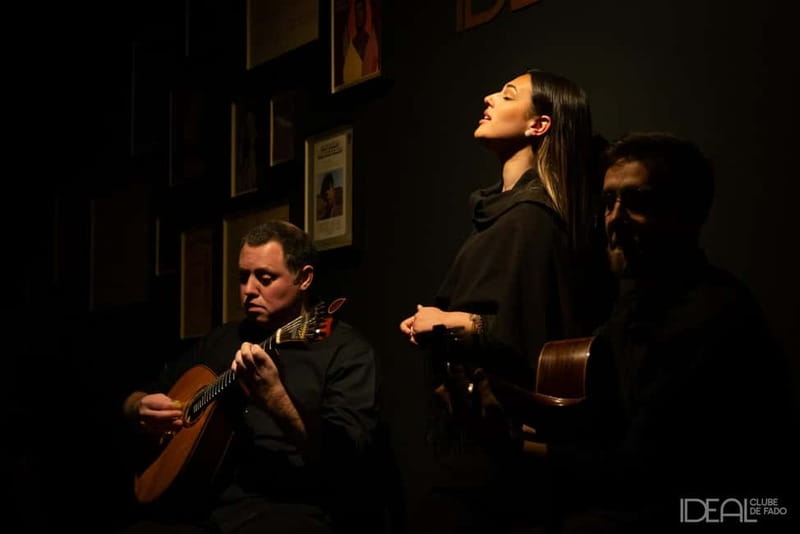 Porto: The highest-rated traditional fado concert (downtown) - Who this fado concert is best for