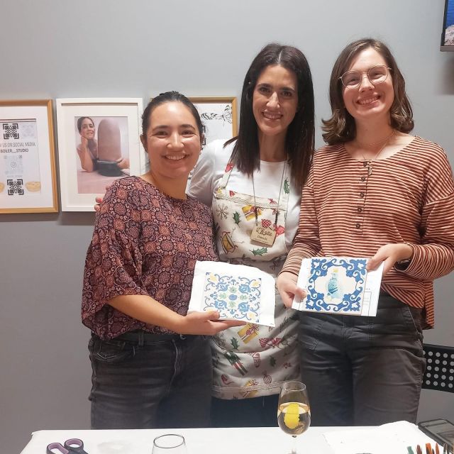 Porto: Tile Painting and Cocktails in Downtown Porto - Book It If You Want Porto You Can Hold