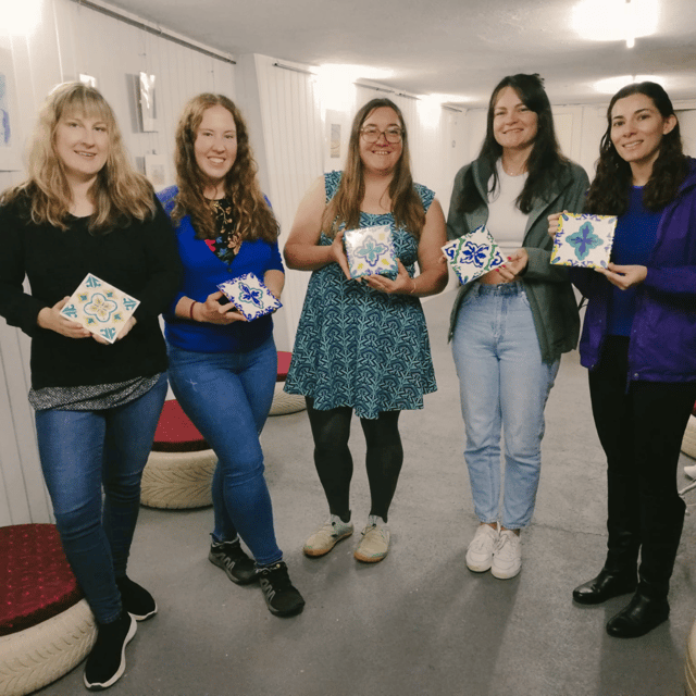 Porto: Tile Painting Workshop with Porto Wine - Sé do Porto - A Balanced Take: The One Catch You Should Know