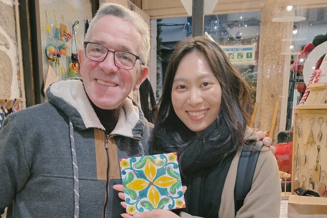 Porto: Tile Painting Workshop with Porto Wine - Sé do Porto - Who Should Book This Workshop in Porto?