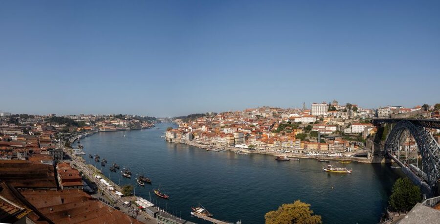Porto: Walking Tour, Lello Bookshop, Boat and Cable Car - São Bento Railway Station: the tiles you can’t unsee