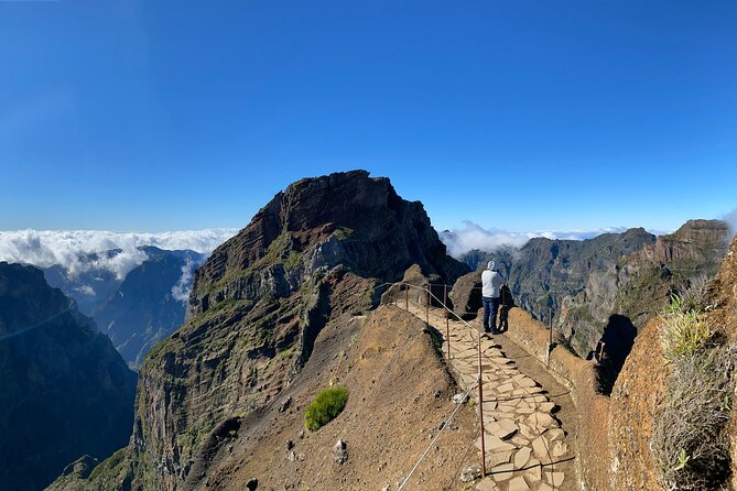 PR1 Sunrise Pico do Arieiro Self-Guided Hiking Transfer - How Long Is This Day, Really?