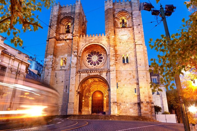 Private 4-Hour Lisbon City Highlights Tour by Tuktuk - Alfama and the two miradouros that define the skyline