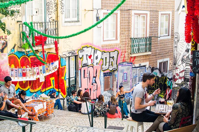 Private 4-Hour Lisbon City Highlights Tour by Tuktuk - Time Out Market Lisboa, a smart mid-tour reset