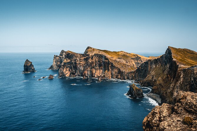 Private Half day tour around Madeira Island - Camara de Lobos: Churchill, Boats, and a Real Fishing Village