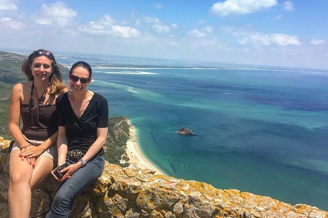 Private Lisbon Arrabida Wine Tour: Food & Wines, Mountain and Sea - Azeitão lunch and Azulejos de Azeitao: local craft, not tourist souvenir time