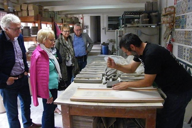 Private Lisbon Arrabida Wine Tour: Food & Wines, Mountain and Sea - Private tour reality check: what is dedicated to your group