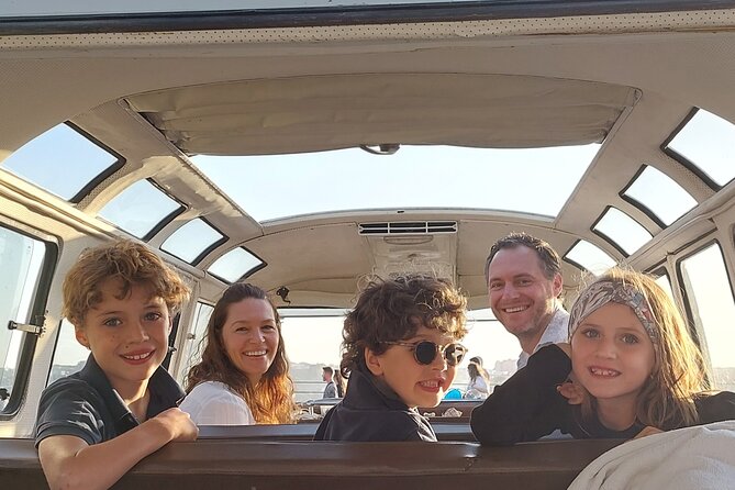 Private Porto Sightseeing by Vintage VW Kombi (up to 8 people) - Torre dos Clérigos and Jardim da Foz: quick stops with real structure