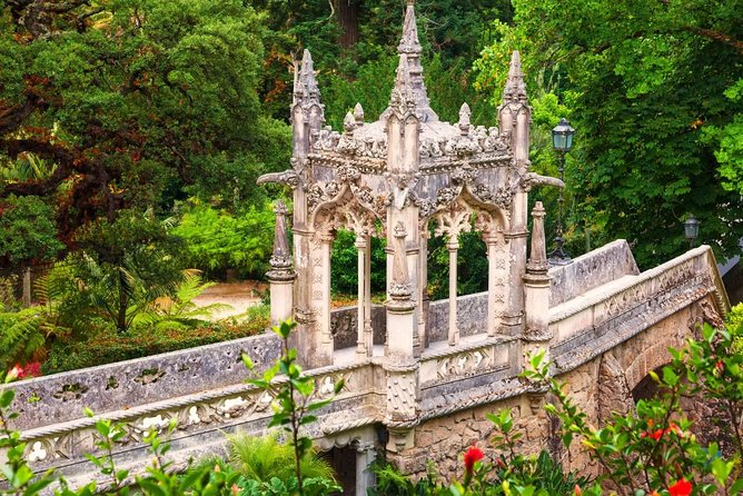Private Tour of Sintra The Glorious Garden of Eden with Pickup - Quinta da Regaleira’s well, caves, and spiral stairs