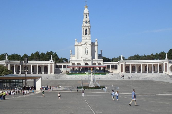 Prívate tour to Fátima, Batalha, Nazaré and Óbidos - Price and what you actually get for $362.95 per person