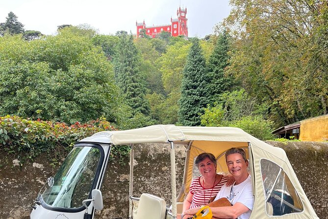 Private Tuk Tuk Tour around Sintra - Stop 3: Park and National Palace of Pena, the main panorama moment