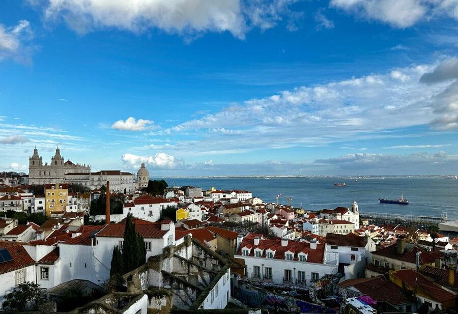 São Jorge Castle Skip-the-line Entry Ticket - Key takeaways before you go