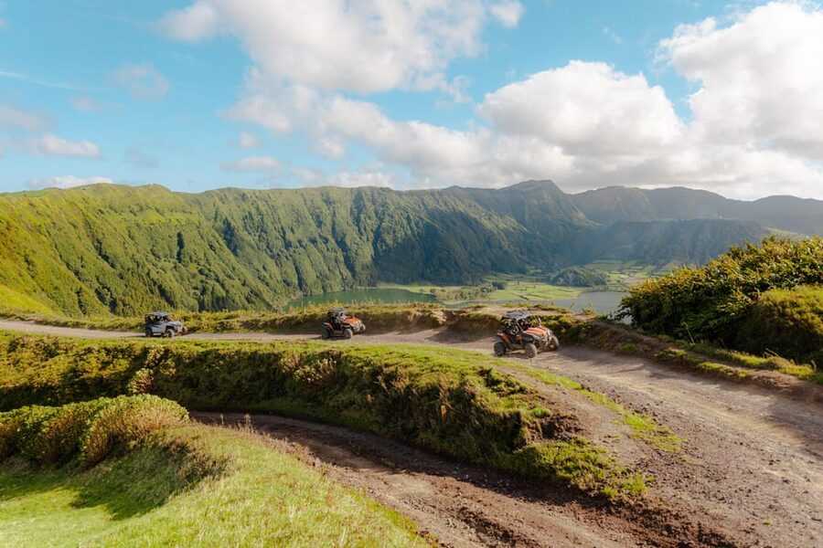Sao Miguel: Buggy Tour Around Sete Cidades Volcano - Weather reality in the Azores, and how to dress so you stay comfortable