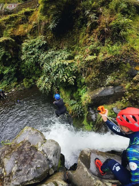 São Miguel: Level 1 Canyoning in Ribeira dos Caldeirões - What to pack for wet rock, cold water, and sore hair